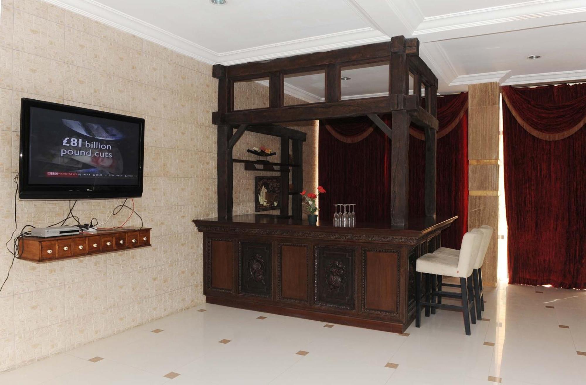 Gulf Continental Suite クウェート エクステリア 写真